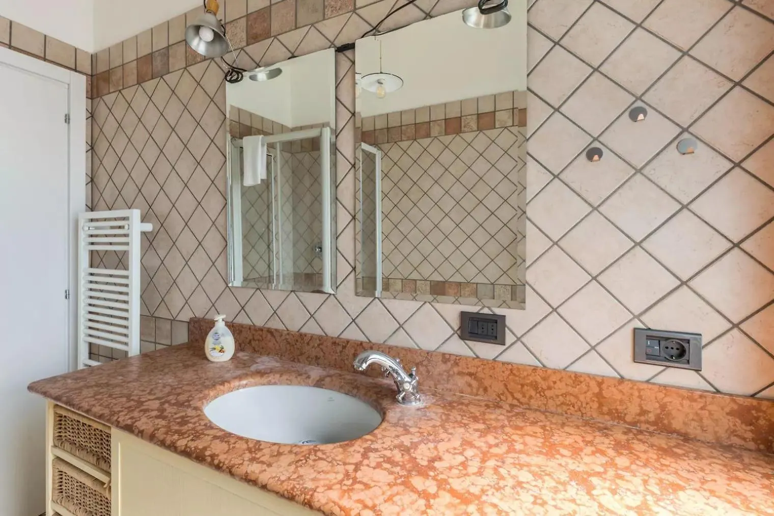 House Verona Zen